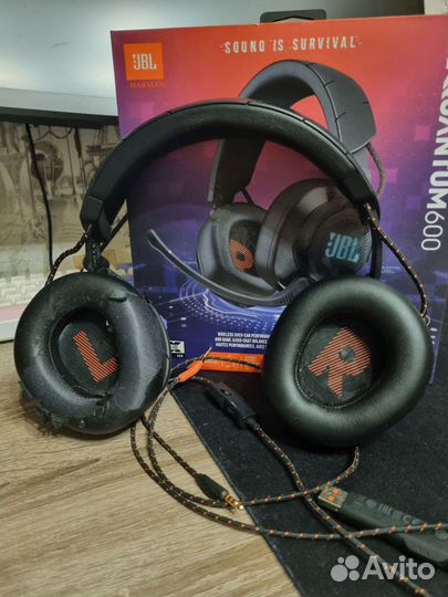 Jbl quantum 600