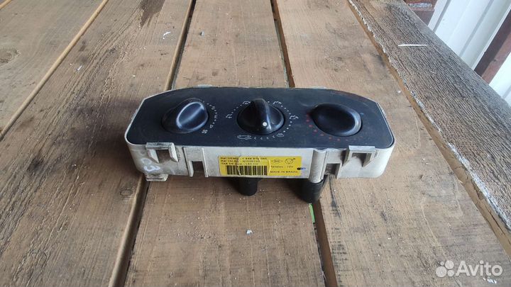 Блок управления печкой Renault Symbol