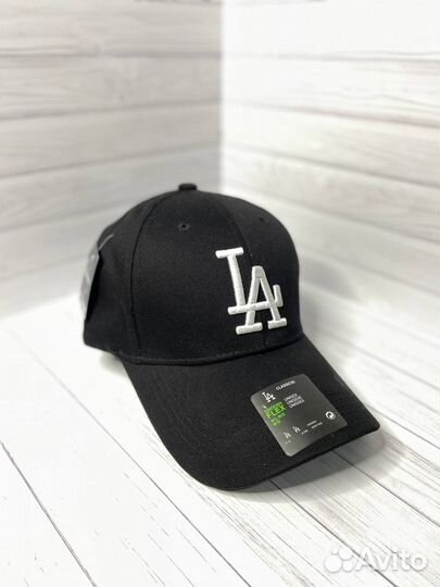 Бейсболка Кепка Nike adidas The north face