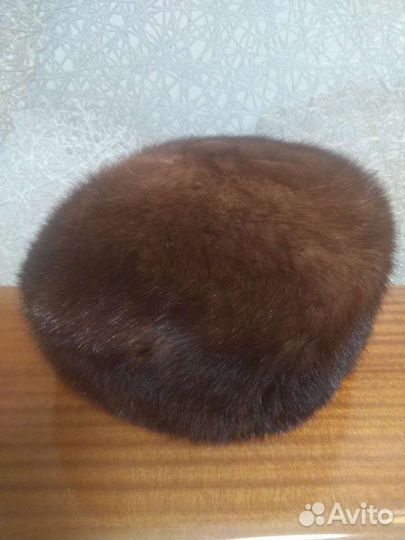 Женский норковый берет