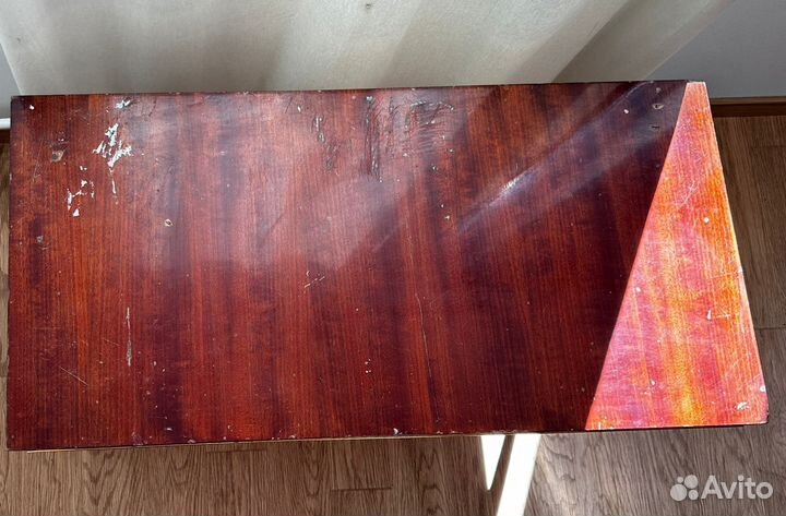 Журнальный столик