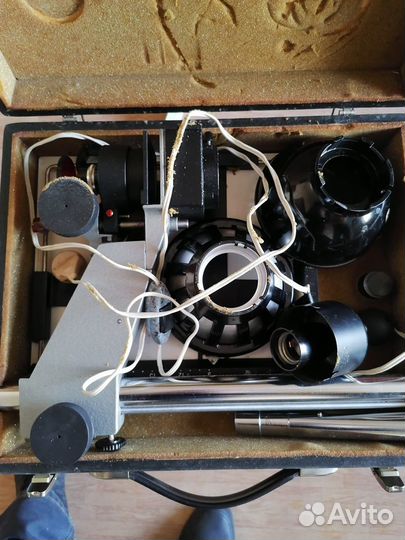 Пленочный фотоаппарат зенитЕ.Фото увеличитель