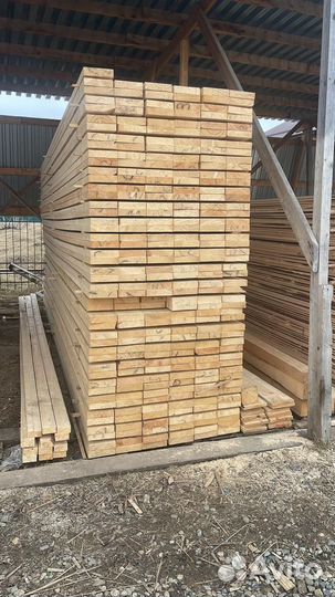 Лес, брус, доска, пиломатериал