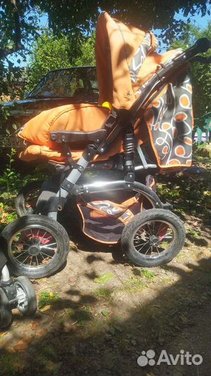 Детские коляски и стул для кормления