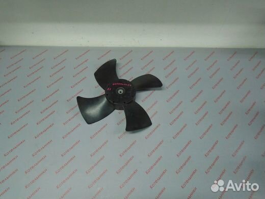Nissan 21486-CA010 Крыльчатка вентилятора