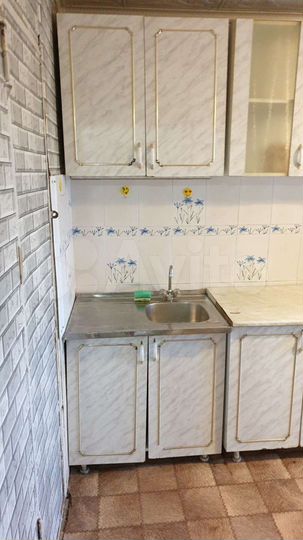 2-к. квартира, 44 м², 9/9 эт.