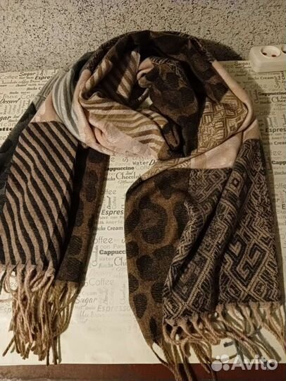 Шарф- палантин, новый