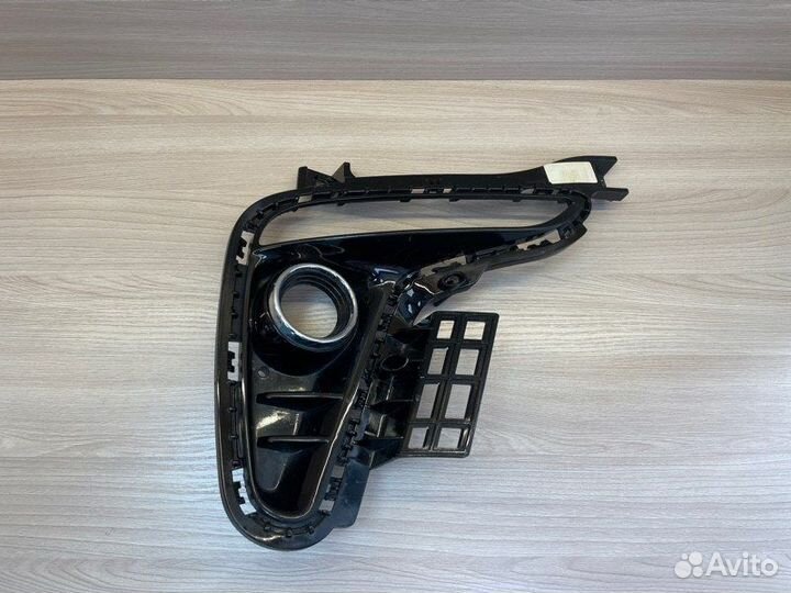 Заглушка противотуманной фары передняя правая Kia