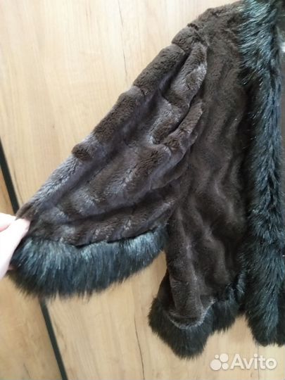Меховая накидка женская