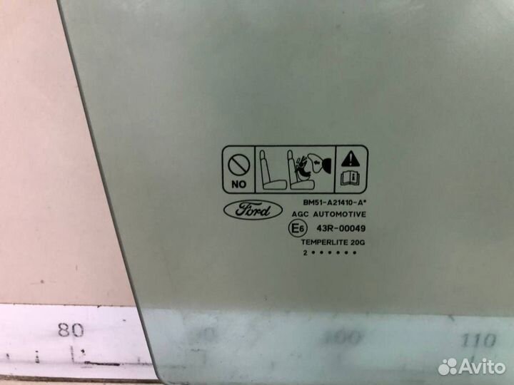 Стекло двери передней правой Ford Focus 3 2011