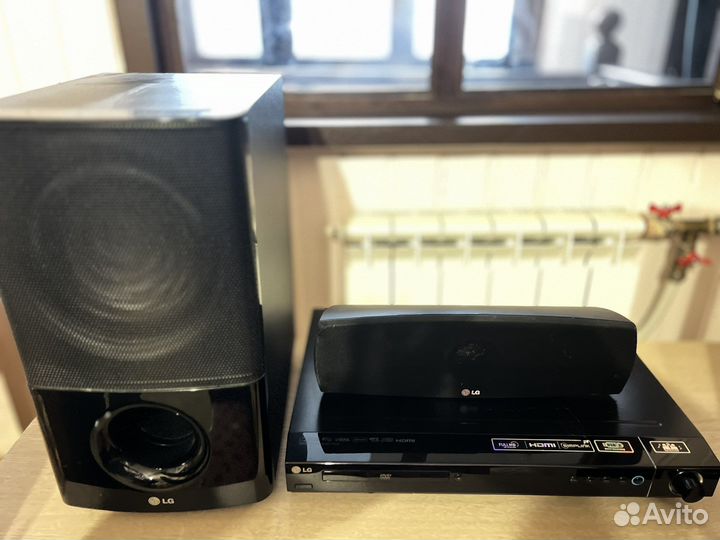 Домашний кинотеатр с караоке LG