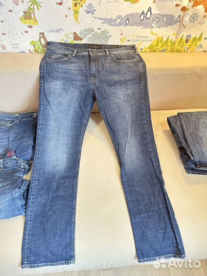 Мужские джинсы пакетом