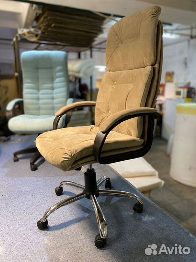 Кресло офисное