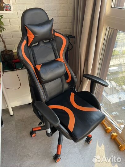 Компьютерное игровое кресло