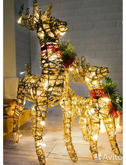 Новогодний олень светящийся