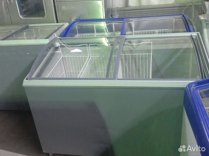Морозильная камера(морозильный ларь)