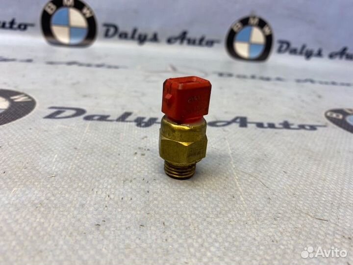 Датчик температуры двигателя Bmw 530I E39 LCI