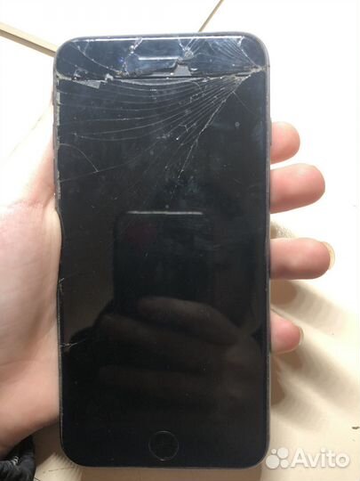 iPhone 8 Plus, 64 ГБ