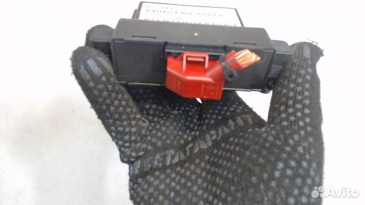 Блок управления интерфейсом Volkswagen Tiguan, 201