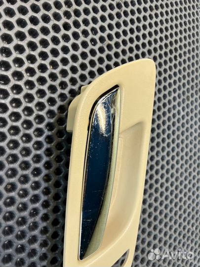 Ручка двери внутренняя лев. перед. Cadillac Escala