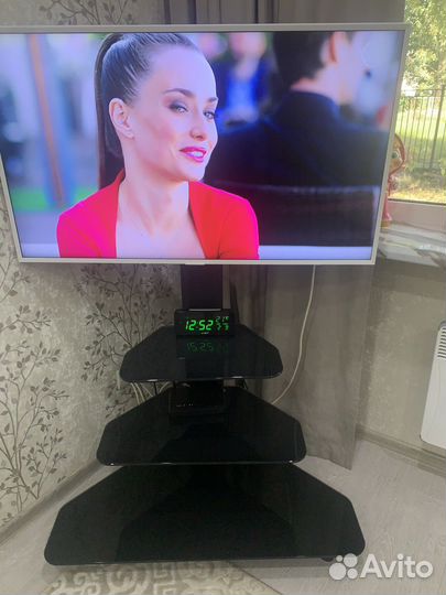 Тумба под телевизор