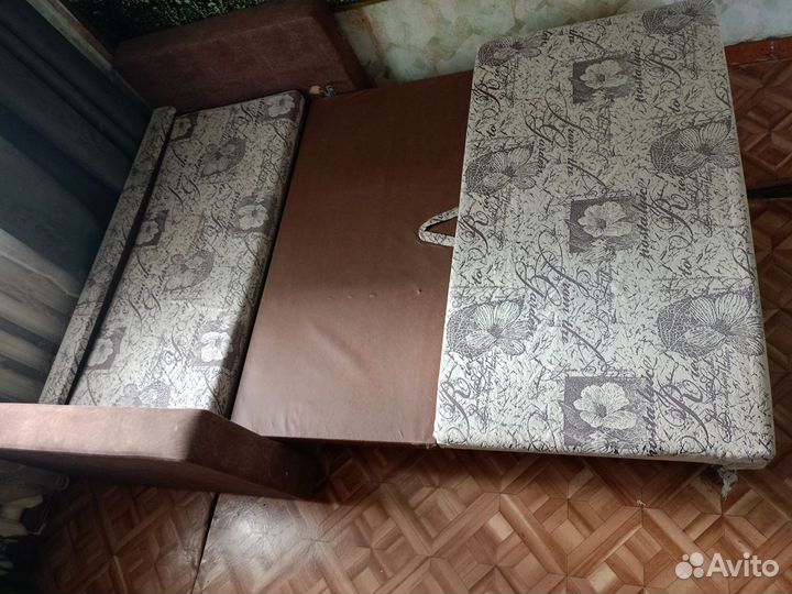 Кровать диван тахта софа бу