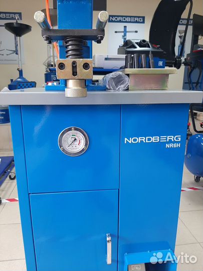 Клепальный станок для тормозных колодок