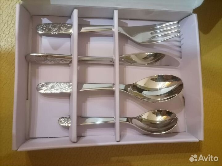 Столовые приборы Disney