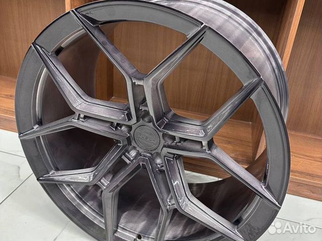 Новые разноширокие кованые диски R22 5x112