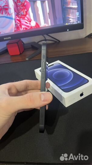 iPhone 12, 64 ГБ