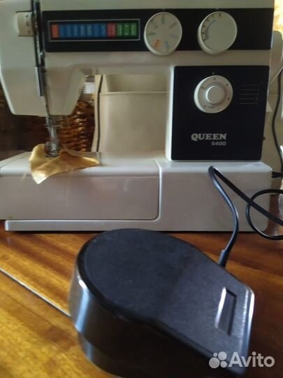 Швейная машинка ножная