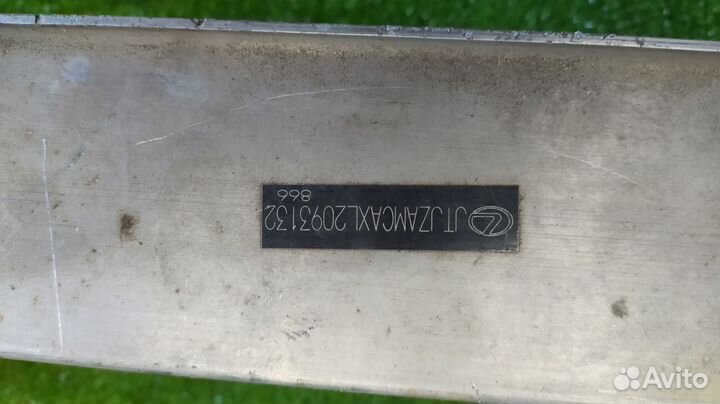 Усилитель бампера передний Lexus Rx300