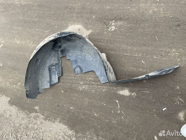 Подкрылок локер задний Citroen C-Elysee