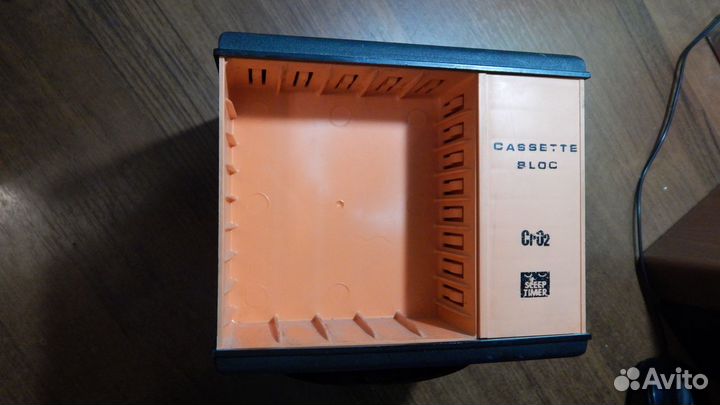 Подкассетник для ауди кассет