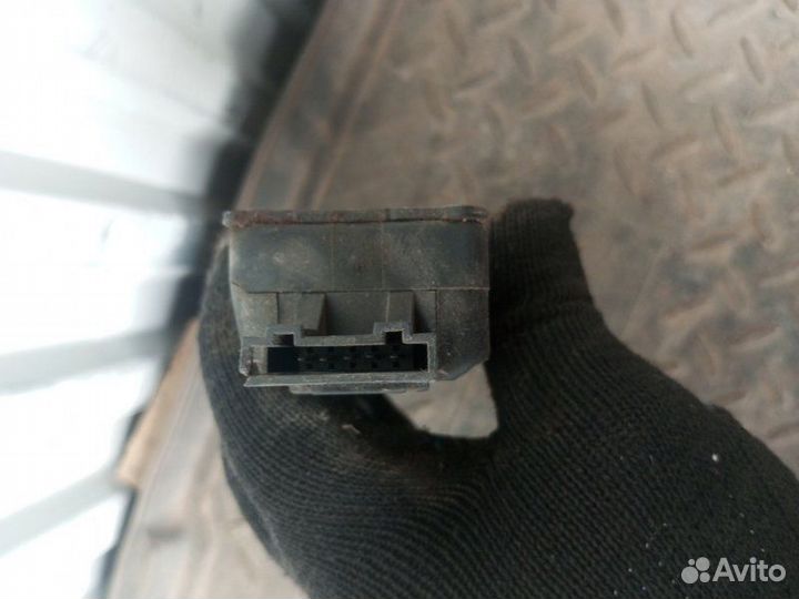 Ответная часть замка багажника Audi Q7 BAR 2007