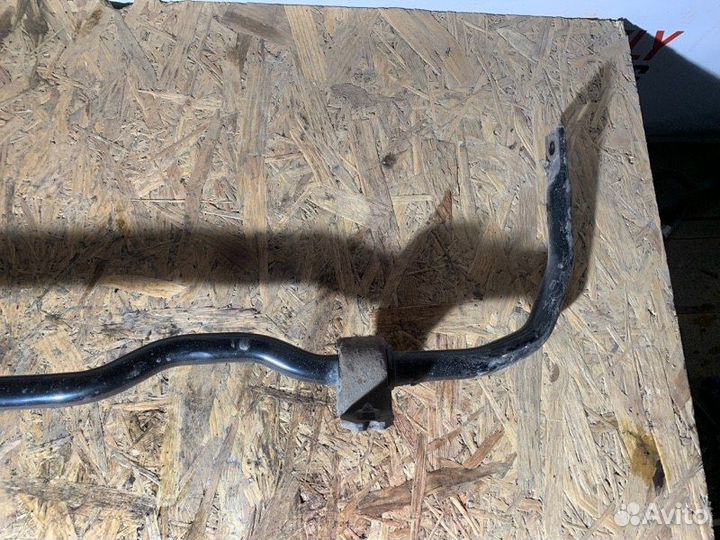 Стабилизатор поперечной устойчивости передний