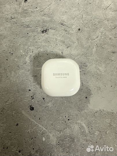 Наушники samsung galaxy buds