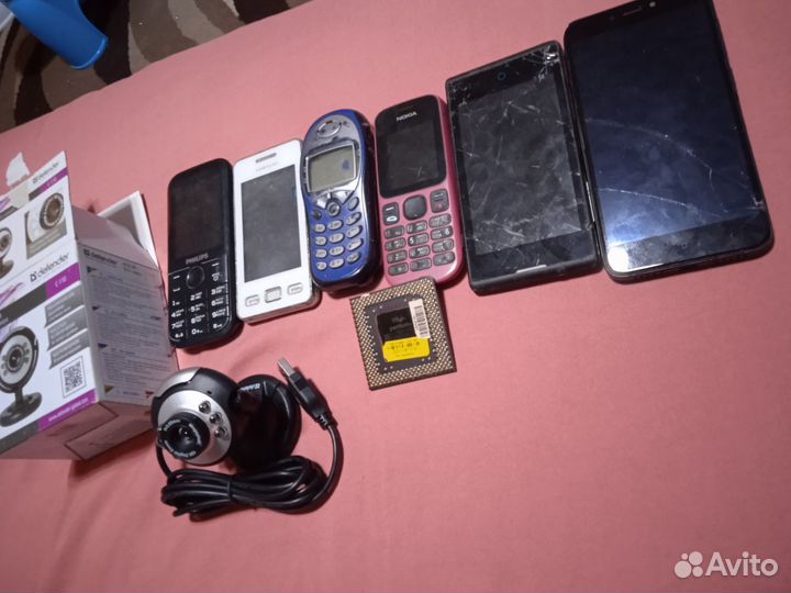 Старые телефоны, процессор, камера