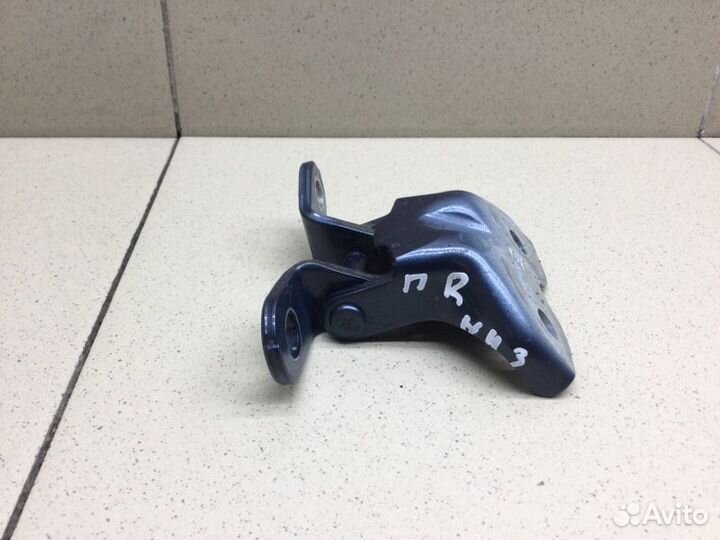 Петля двери передней правой Kia Ceed универсал