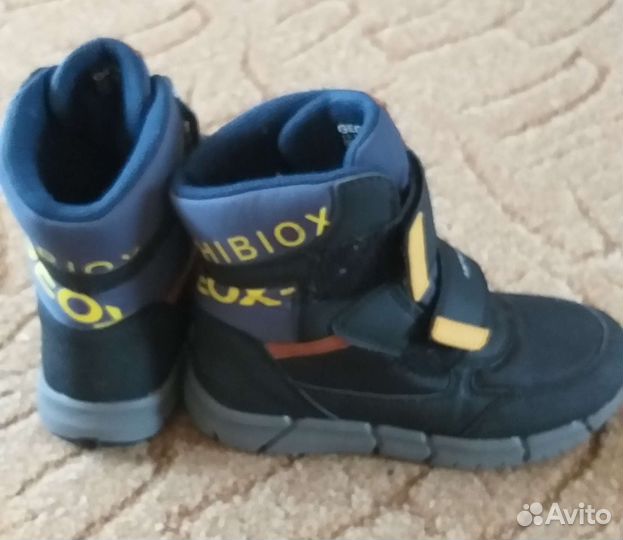 Ботинки для мальчика утеплённые