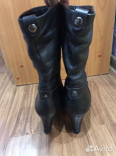 Ботинки демисезонные 38