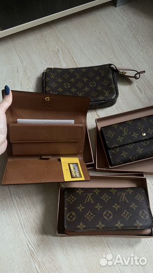 Louis vuitton кошелек на молнии
