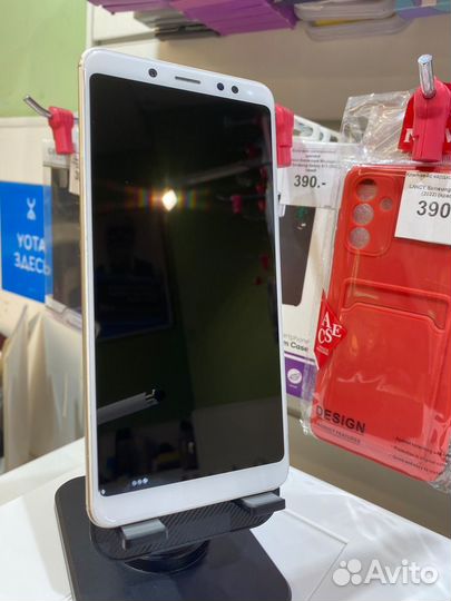 Смартфон Xiaomi Redmi Note 5 3/32Gb