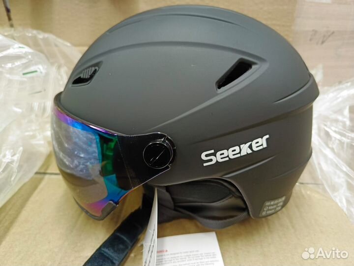 Горнолыжный шлем