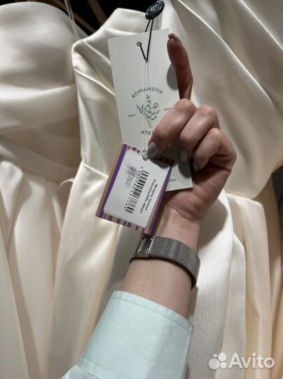 Свадебное платье со шлейфом