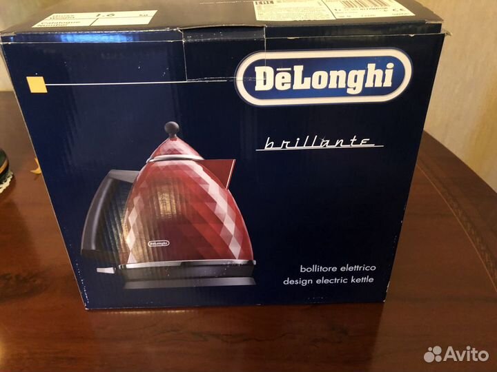 Чайник DeLonghi новый электрический