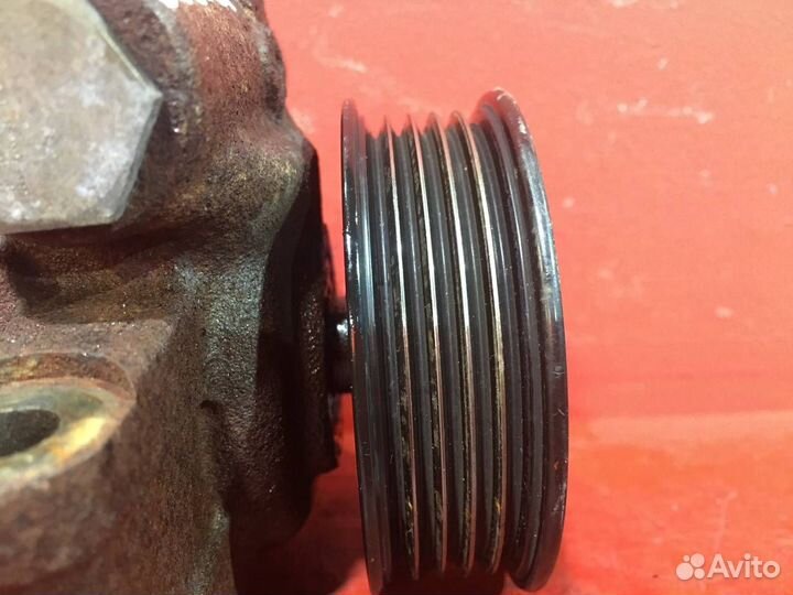 Насос гура Ford Fusion хетчбэк fyja 1.6L 1596