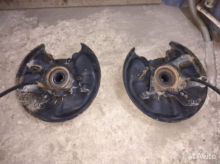 Кулак поворотный Мерседес W210 4matic