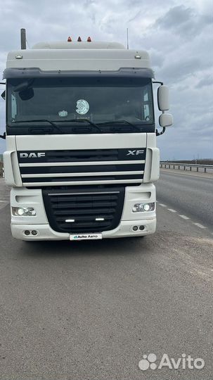 DAF XF105.410 с полуприцепом, 2012