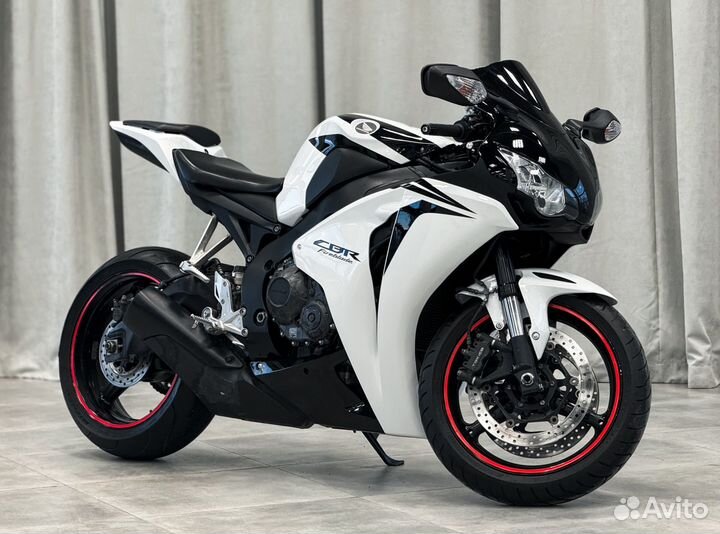Honda CBR1000RR Fireblade
